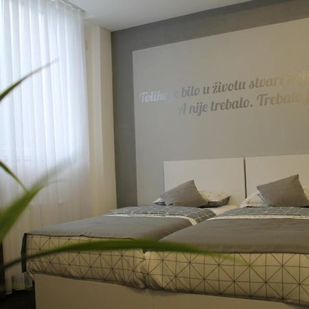 Motel Korzo Біхач Екстер'єр фото