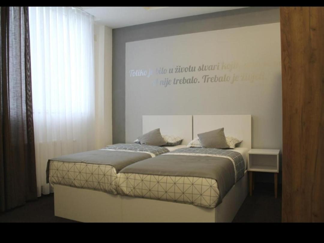 Motel Korzo Біхач Номер фото