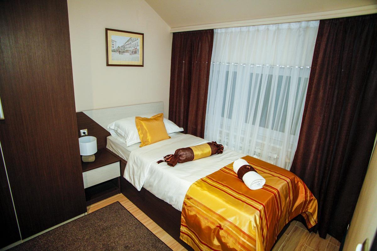 Motel Korzo Біхач Екстер'єр фото