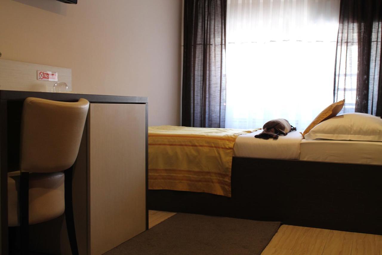 Motel Korzo Біхач Екстер'єр фото